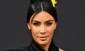 Kim jest Kim Kardashian? Poznaj jej życie, sukcesy i kontrowersje